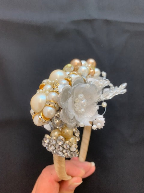 DaintyBridalHeadband3.jpg